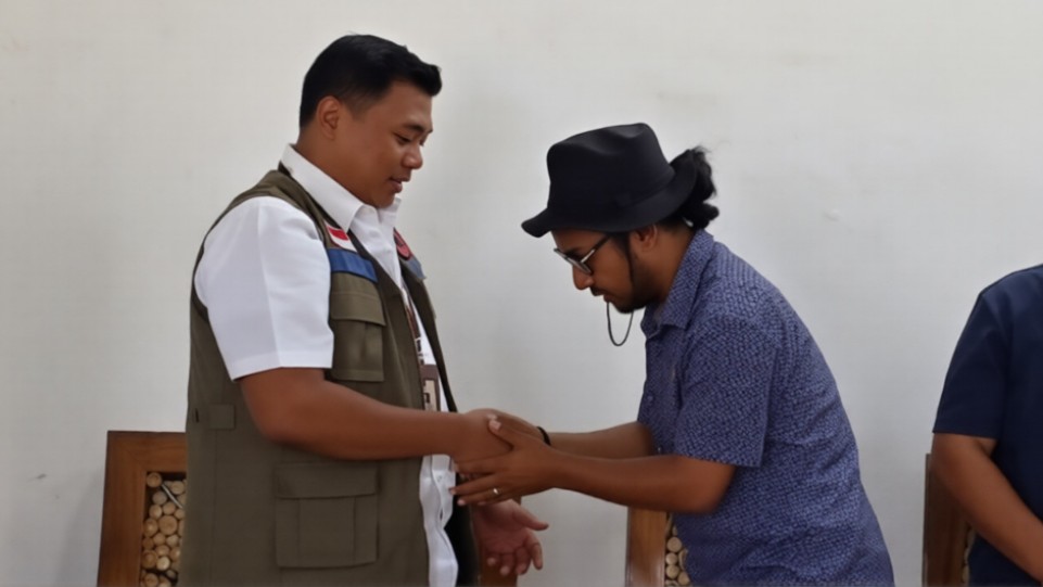 Camat Lamba Leda Utara minta maaf pada BNPB, luruskan polemik bantuan gempa NTT. (Dok. Istimewa)